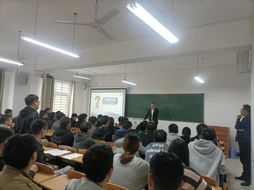 5e812a9eef8f5f790624ce4e4562053